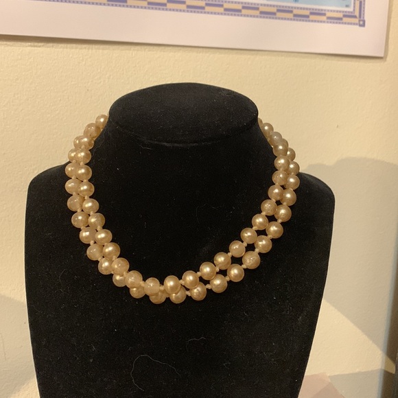 Vintage layered faux pearls necklace 14” - Picture 2 of 6
